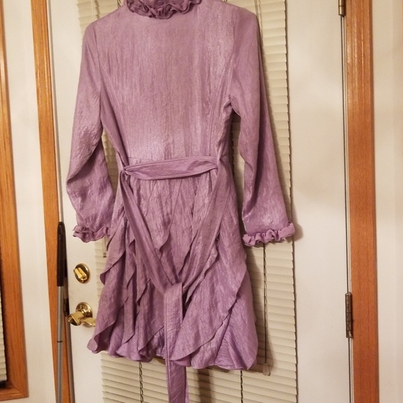 Dress - Picture 6 of 8